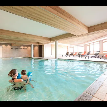 Apartment In Les Menuires With Spa Access *