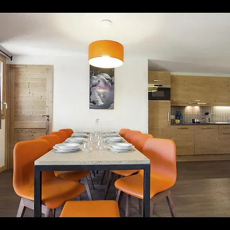 Apartment In Les Menuires With Spa Access